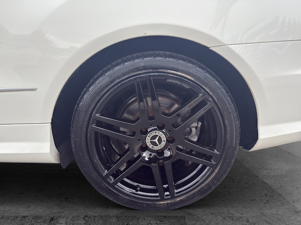 Used Mercedes-Benz E-Class 2012 for sale - 76097621: Photo 10