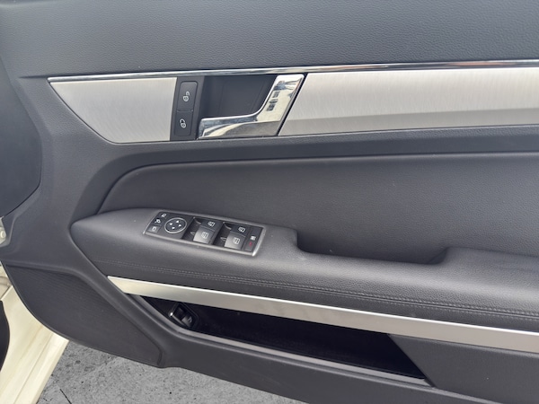 Used Mercedes-Benz E-Class 2012 for sale - 76097621: Photo 18