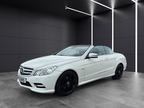 Used Mercedes-Benz E-Class 2012 for sale - 76097621: Photo 2