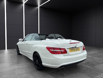 Used Mercedes-Benz E-Class 2012 for sale - 76097621: Photo 4