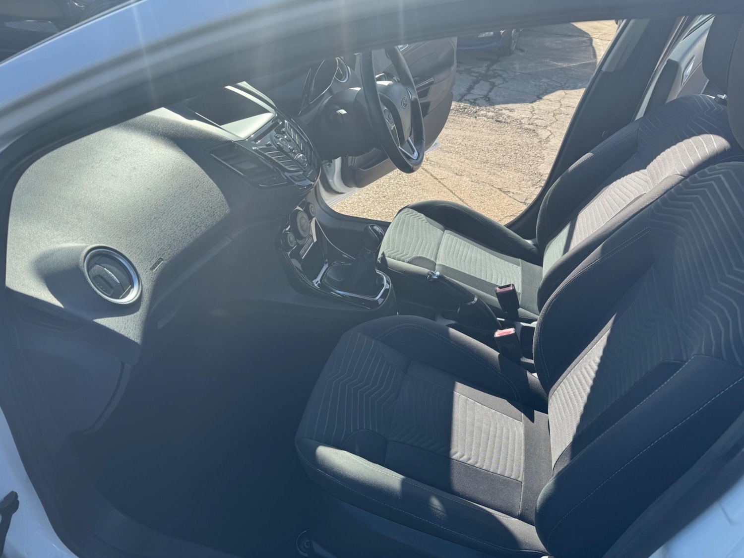 Used Ford Fiesta 2015 for sale - 76802300: Photo 10