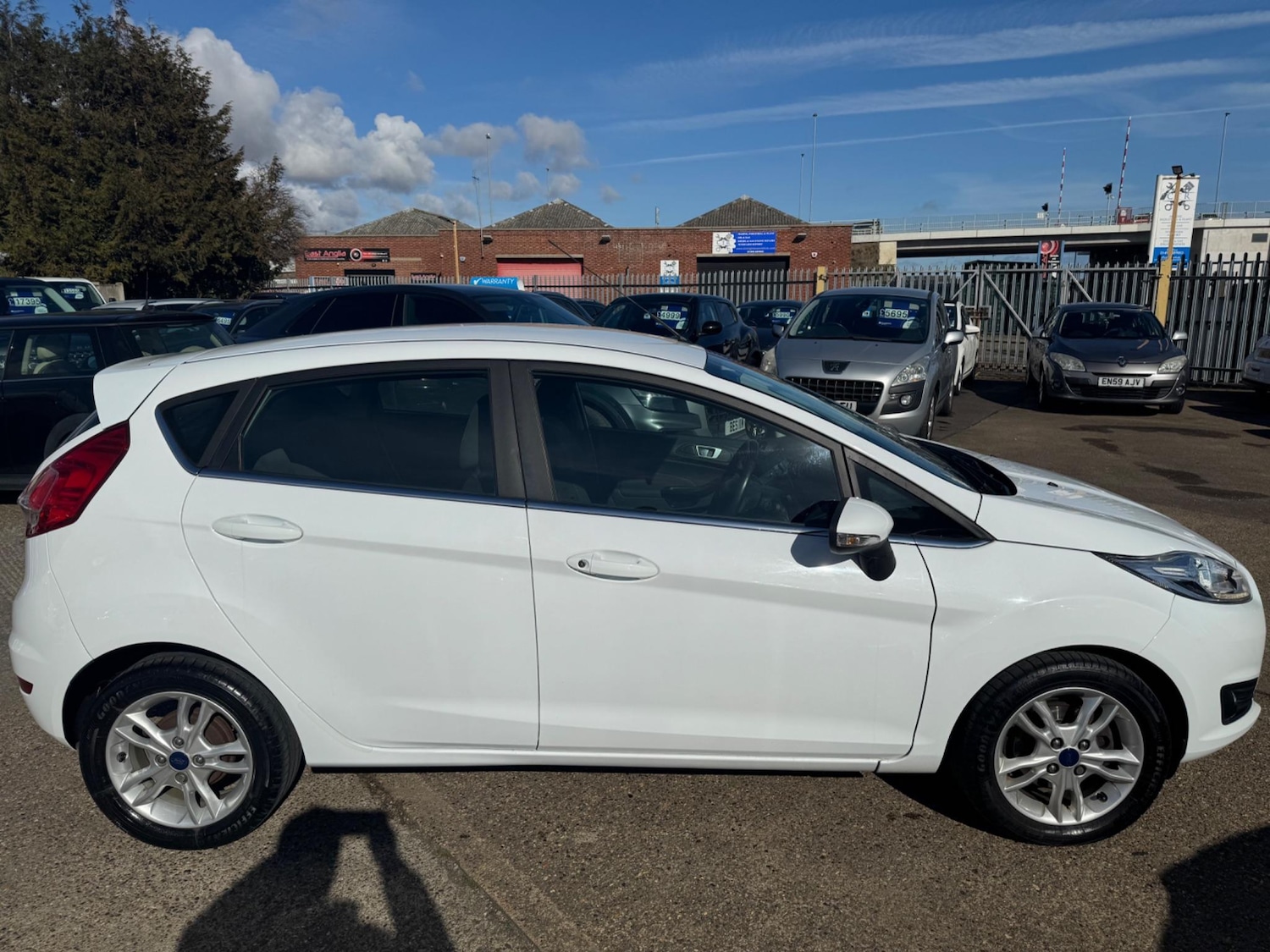 Used Ford Fiesta 2015 for sale - 76802300: Photo 7
