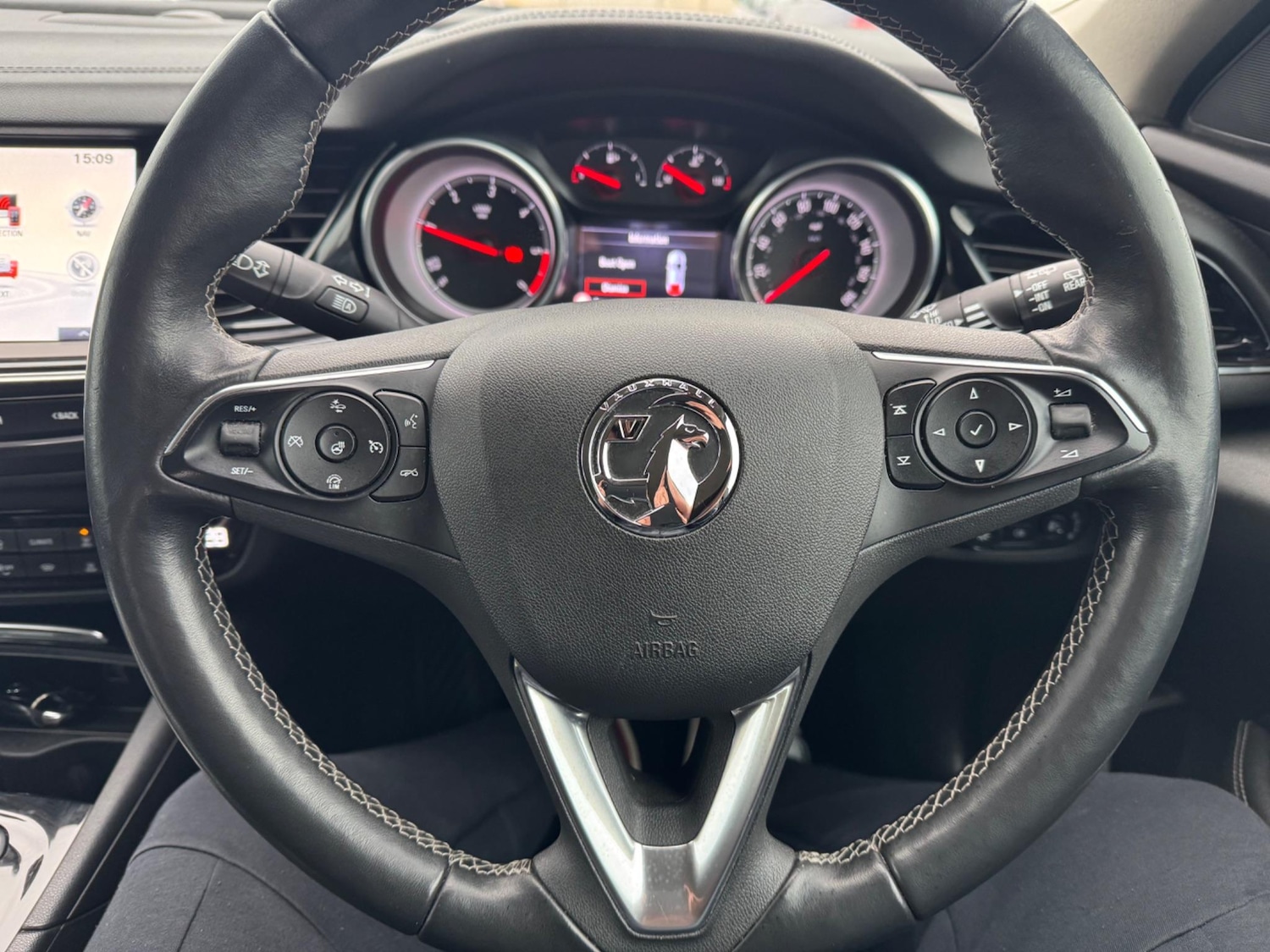 Used Vauxhall Insignia 2017 for sale - 76472212: Photo 16