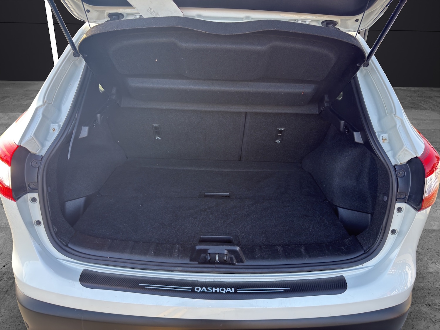 Used Nissan Qashqai 2014 for sale - 76177032: Photo 15