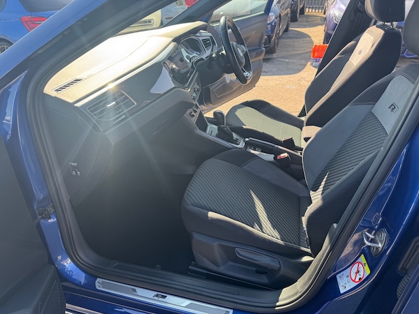 Used Volkswagen Polo 2018 for sale - 74072856: Photo 11
