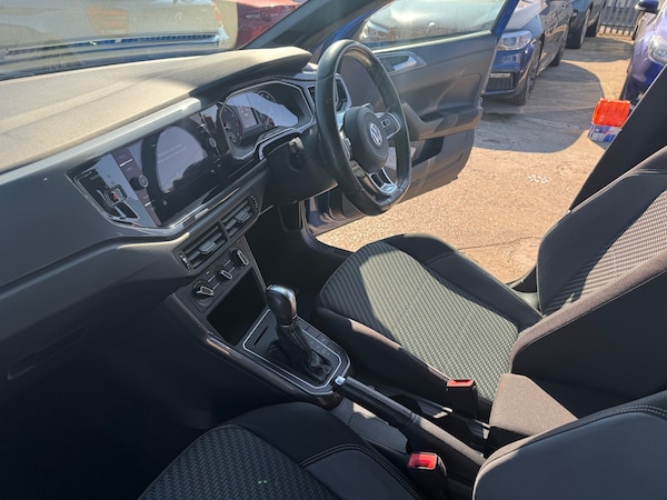 Used Volkswagen Polo 2018 for sale - 74072856: Photo 12