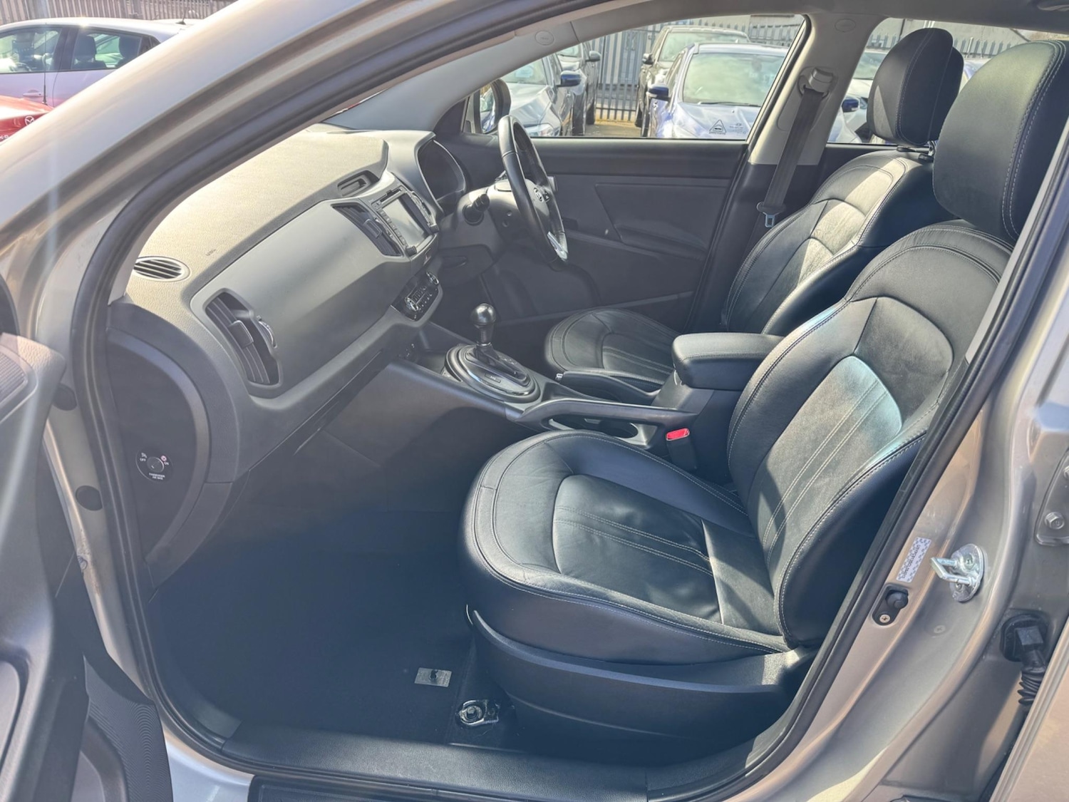 Used Kia Sportage 2011 for sale - 76349225: Photo 9