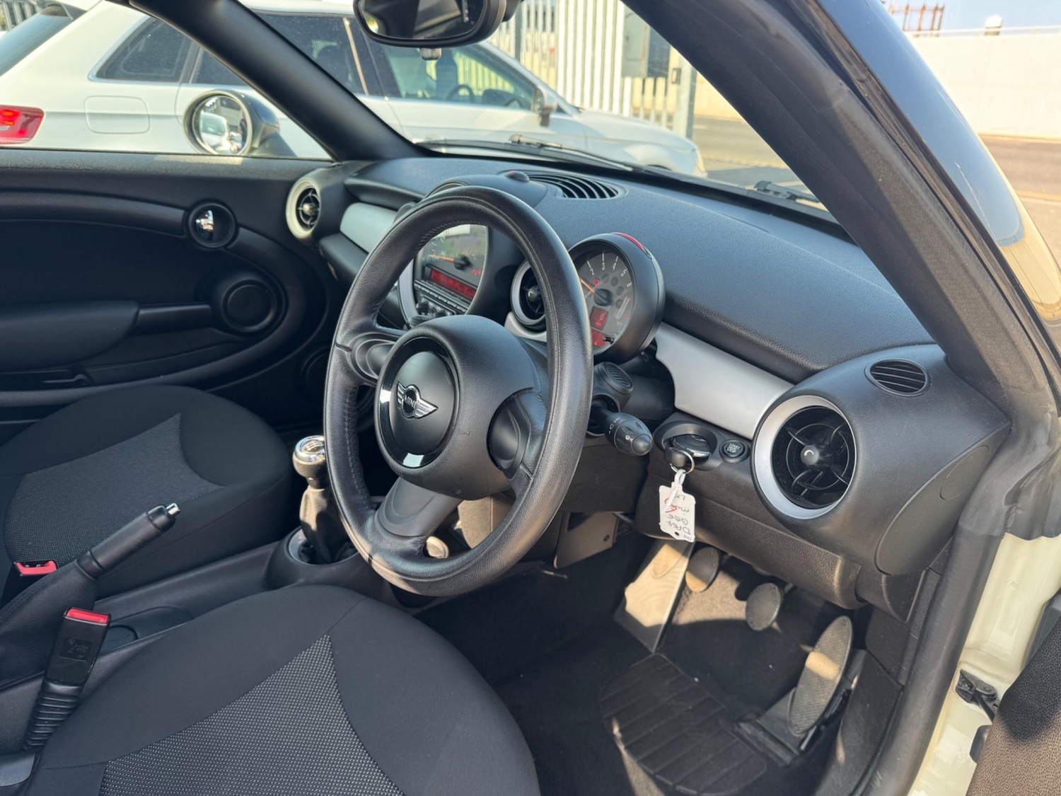 Used MINI Coupe 2015 for sale - 76349402: Photo 15