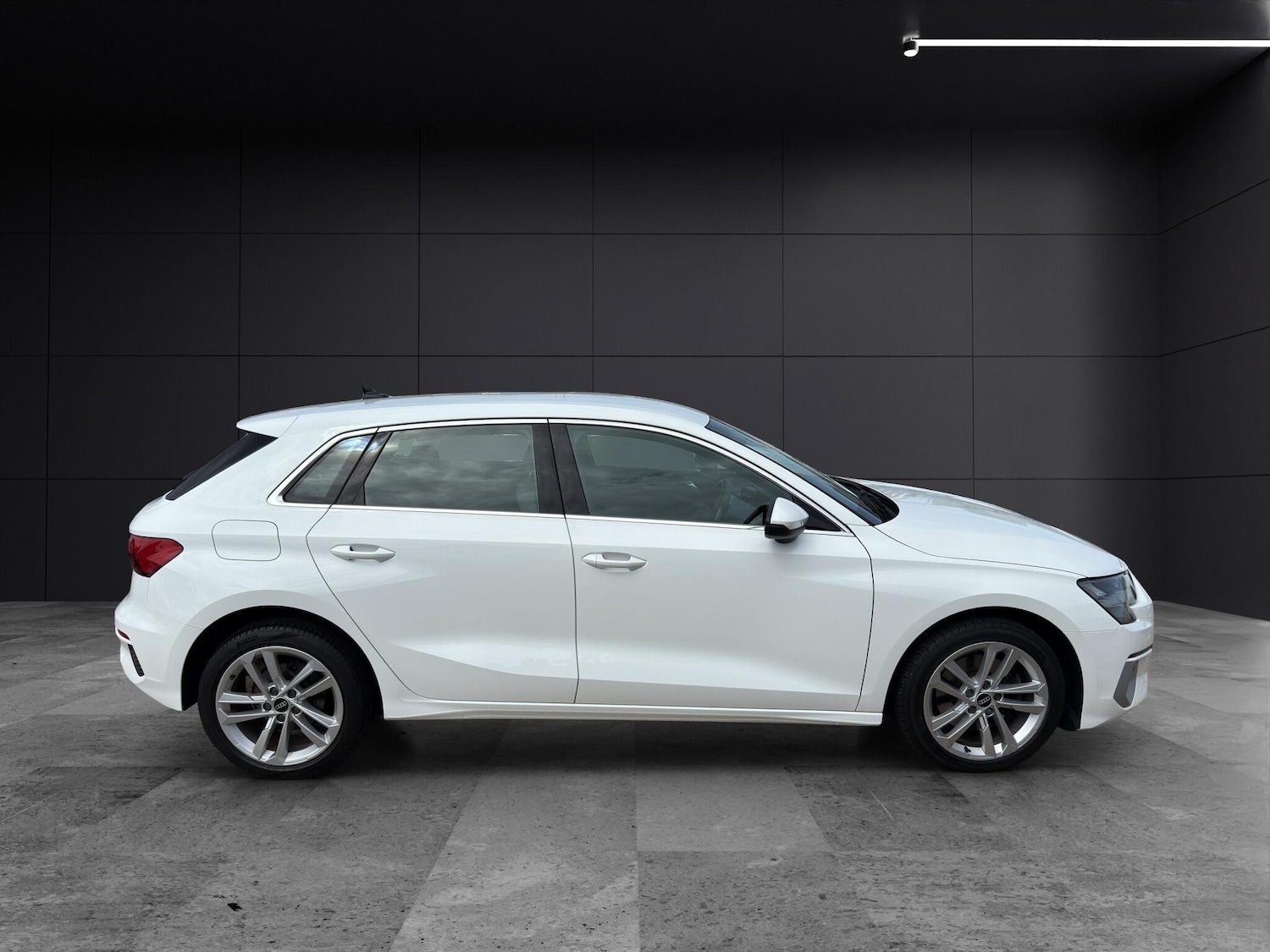 Used Audi A3 for sale - 77278491: Photo 2