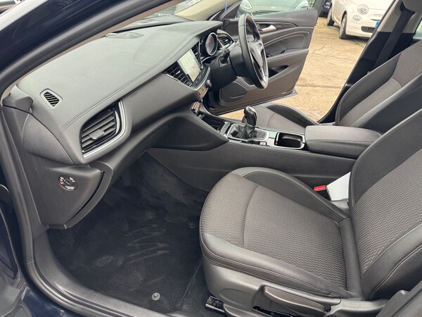 Used Vauxhall Insignia 2017 for sale - 74346671: Photo 10