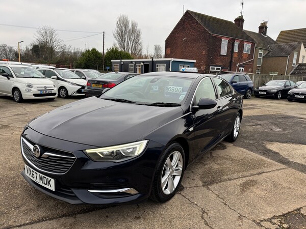 Used Vauxhall Insignia 2017 for sale - 74346671: Photo 1