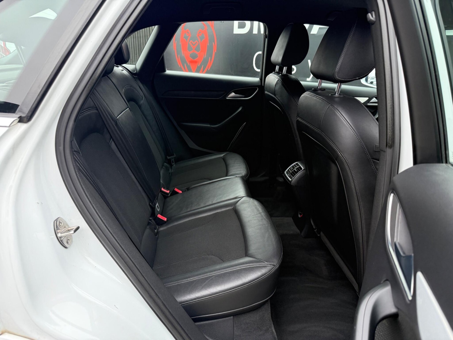 Used Audi Q3 2013 for sale - 77794052: Photo 15