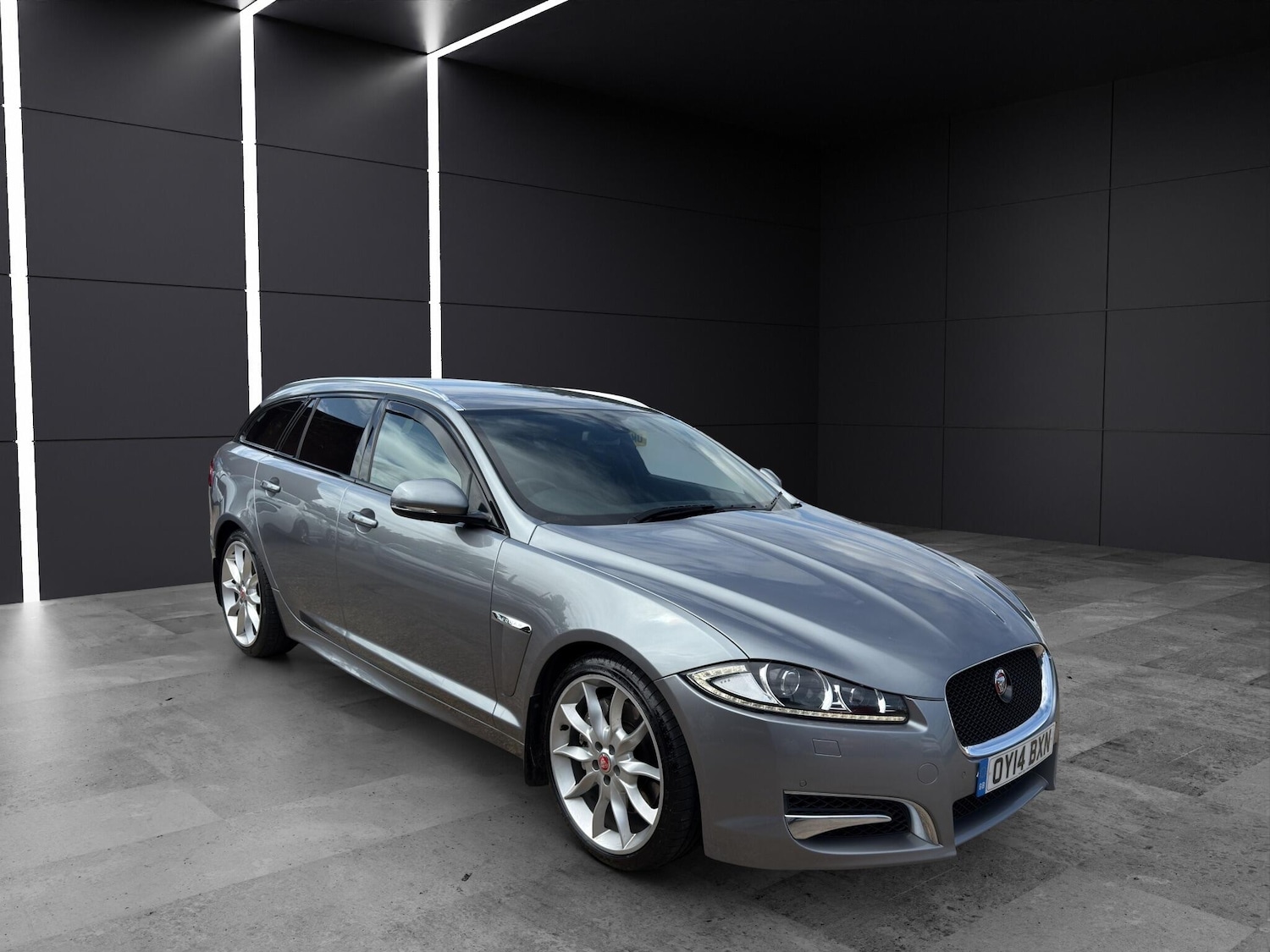 Used Jaguar XF 2014 for sale - 76988692: Photo 1