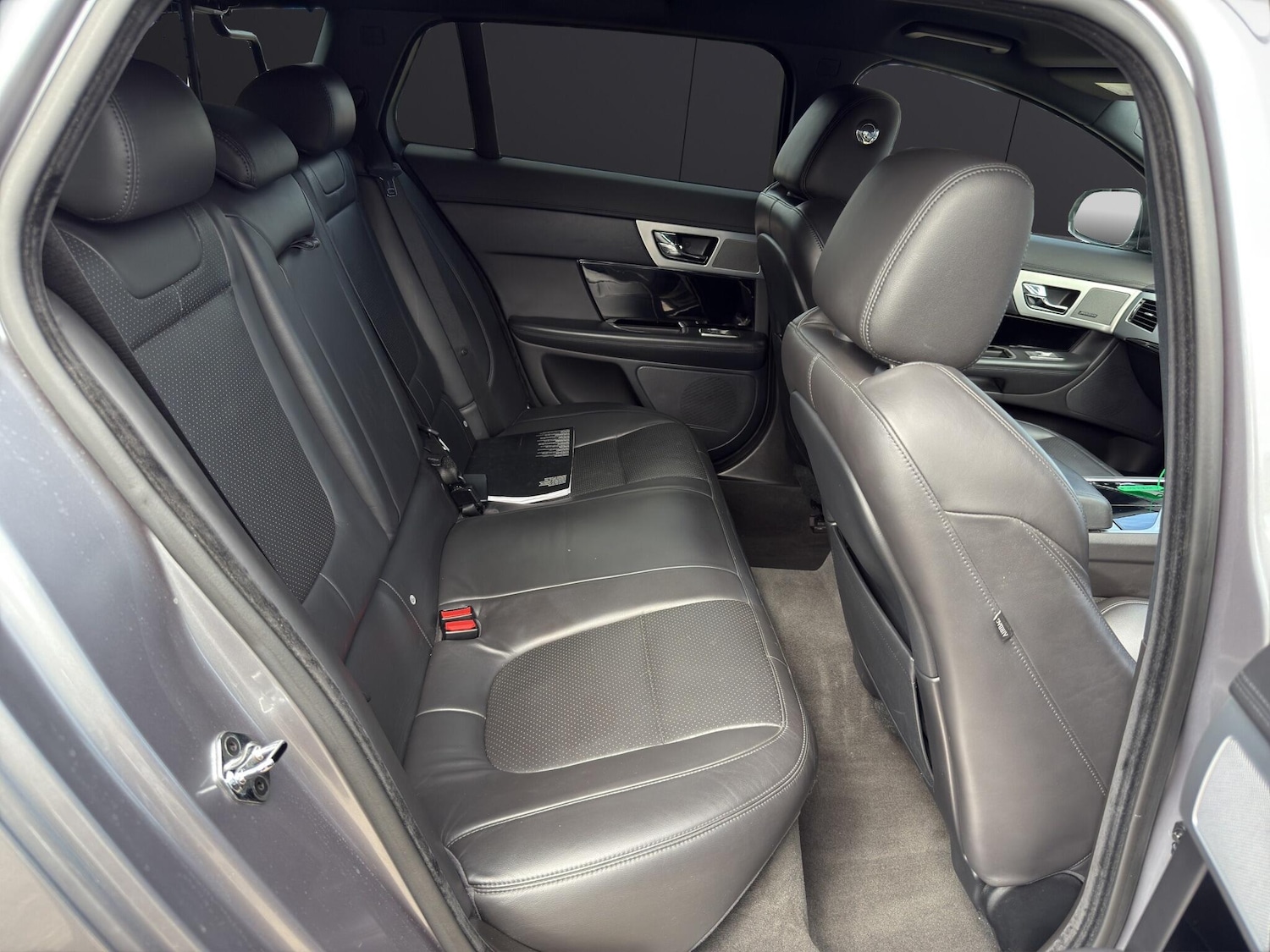 Used Jaguar XF 2014 for sale - 76988692: Photo 13