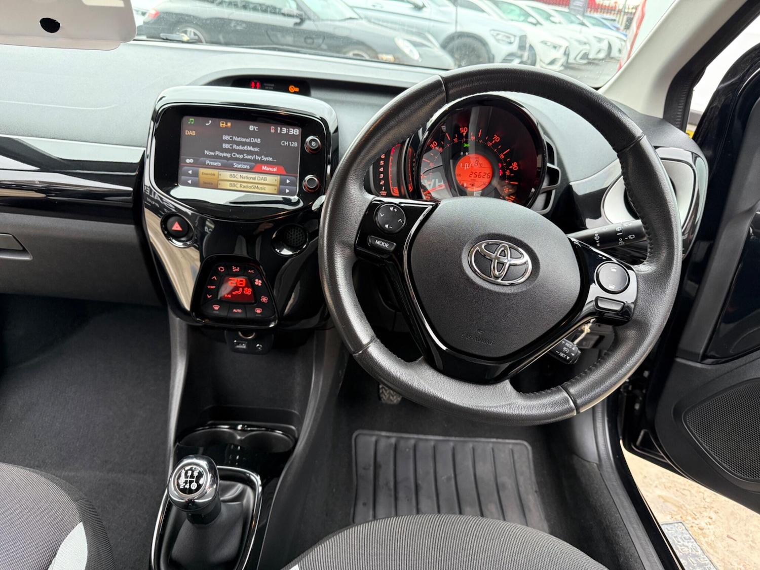 Used Toyota AYGO 2015 for sale - 76824130: Photo 14