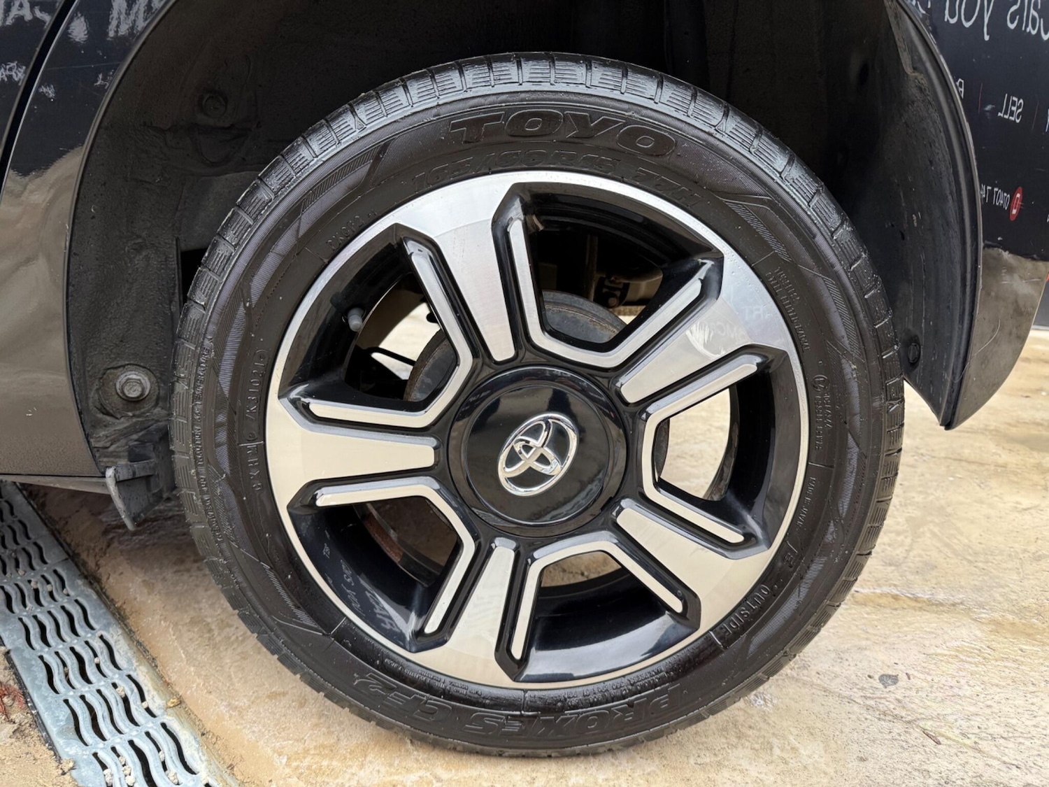 Used Toyota AYGO 2015 for sale - 76824130: Photo 9