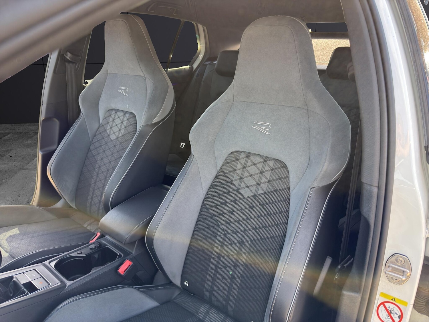 Used Volkswagen Golf 2021 for sale - 76990471: Photo 16