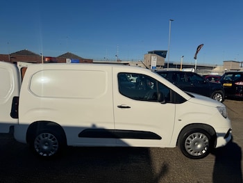 Used Vauxhall Combo 2020 for sale - 76690075: Photo
