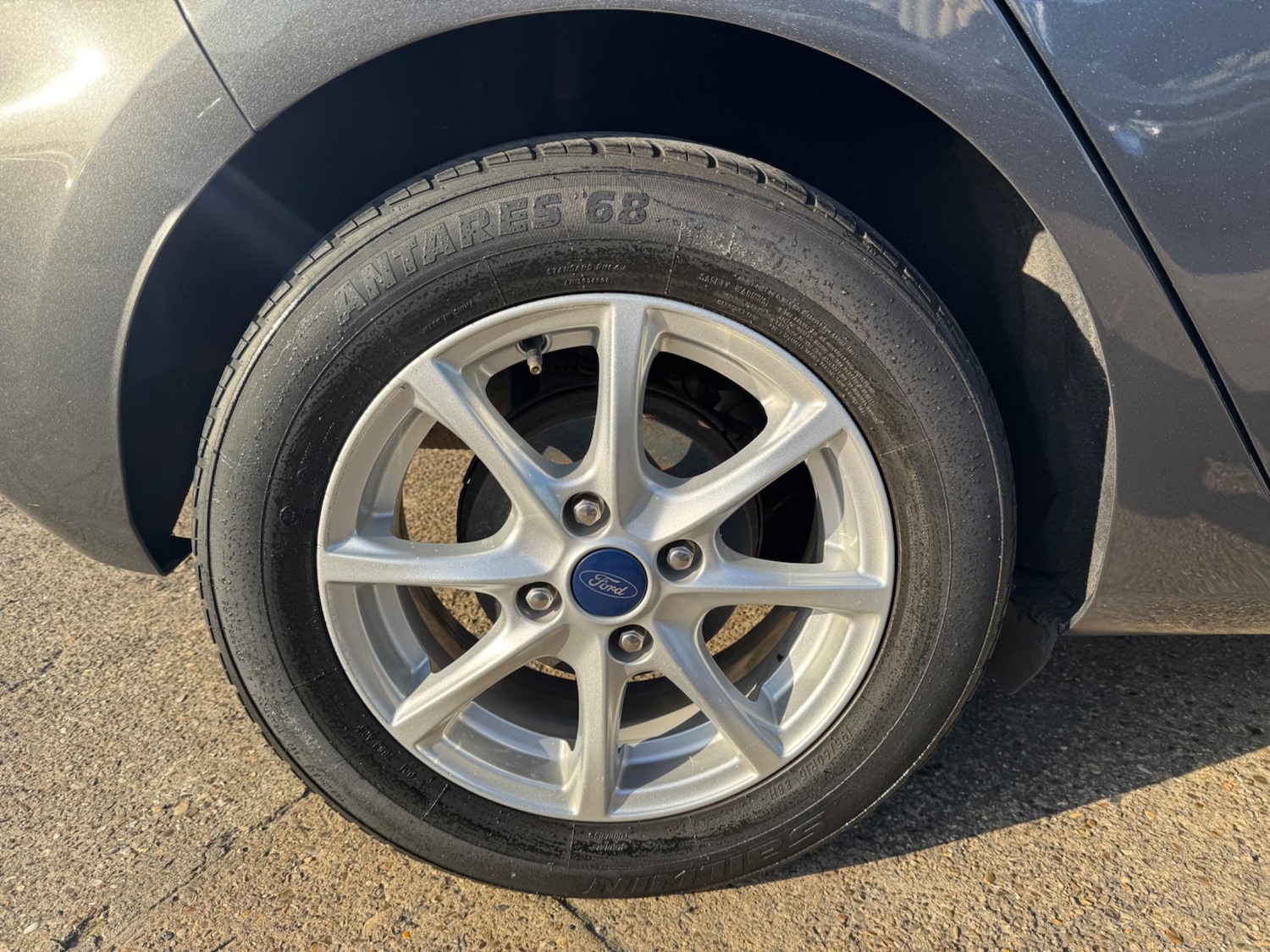 Used Ford Fiesta 2017 for sale - 76592582: Photo 6