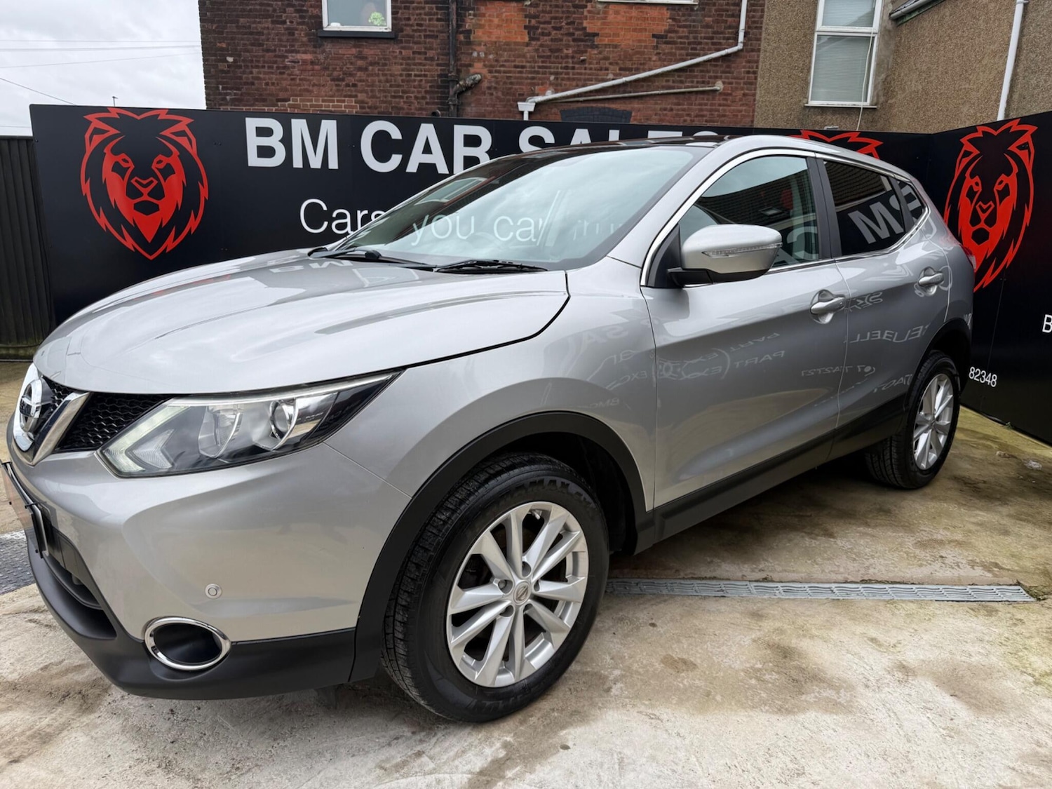 Used Nissan Qashqai 2014 for sale - 77993292: Photo 2