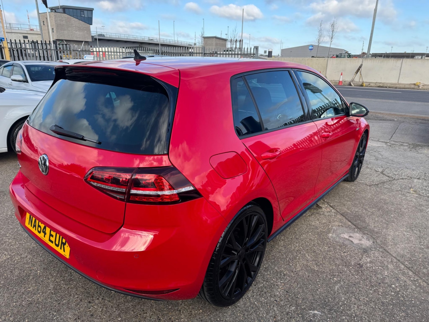 Used Volkswagen Golf 2014 for sale - 77091709: Photo 8