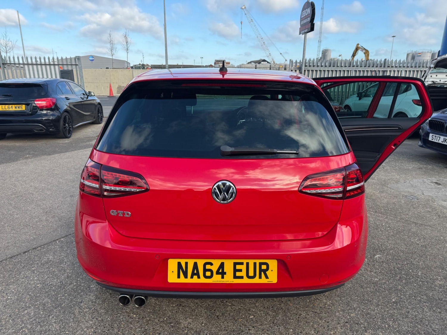 Used Volkswagen Golf 2014 for sale - 77091709: Photo 9