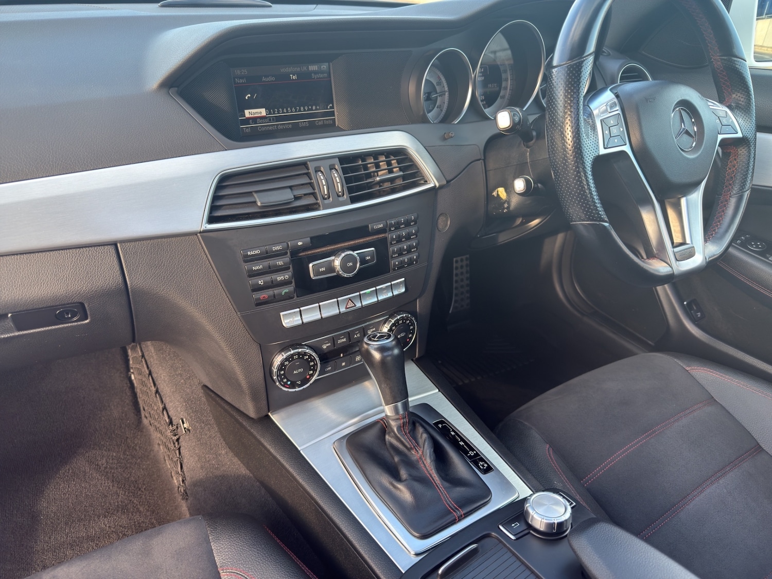 Used Mercedes-Benz C-Class 2013 for sale - 76092247: Photo 10