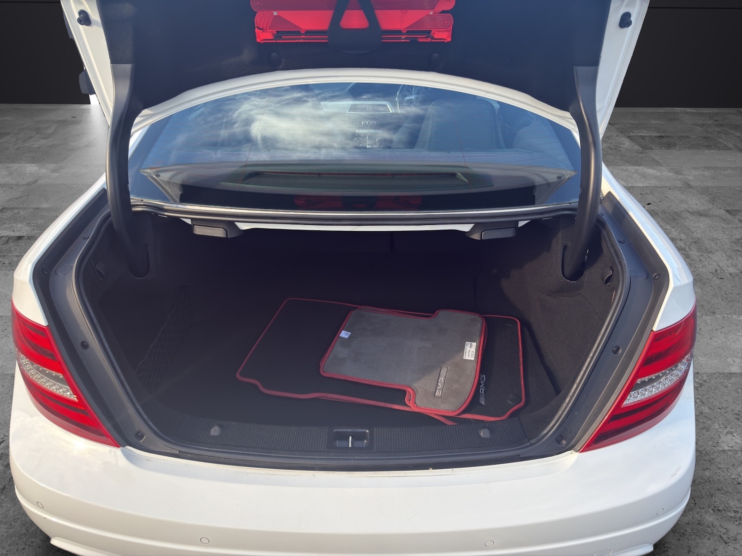 Used Mercedes-Benz C-Class 2013 for sale - 76092247: Photo 16