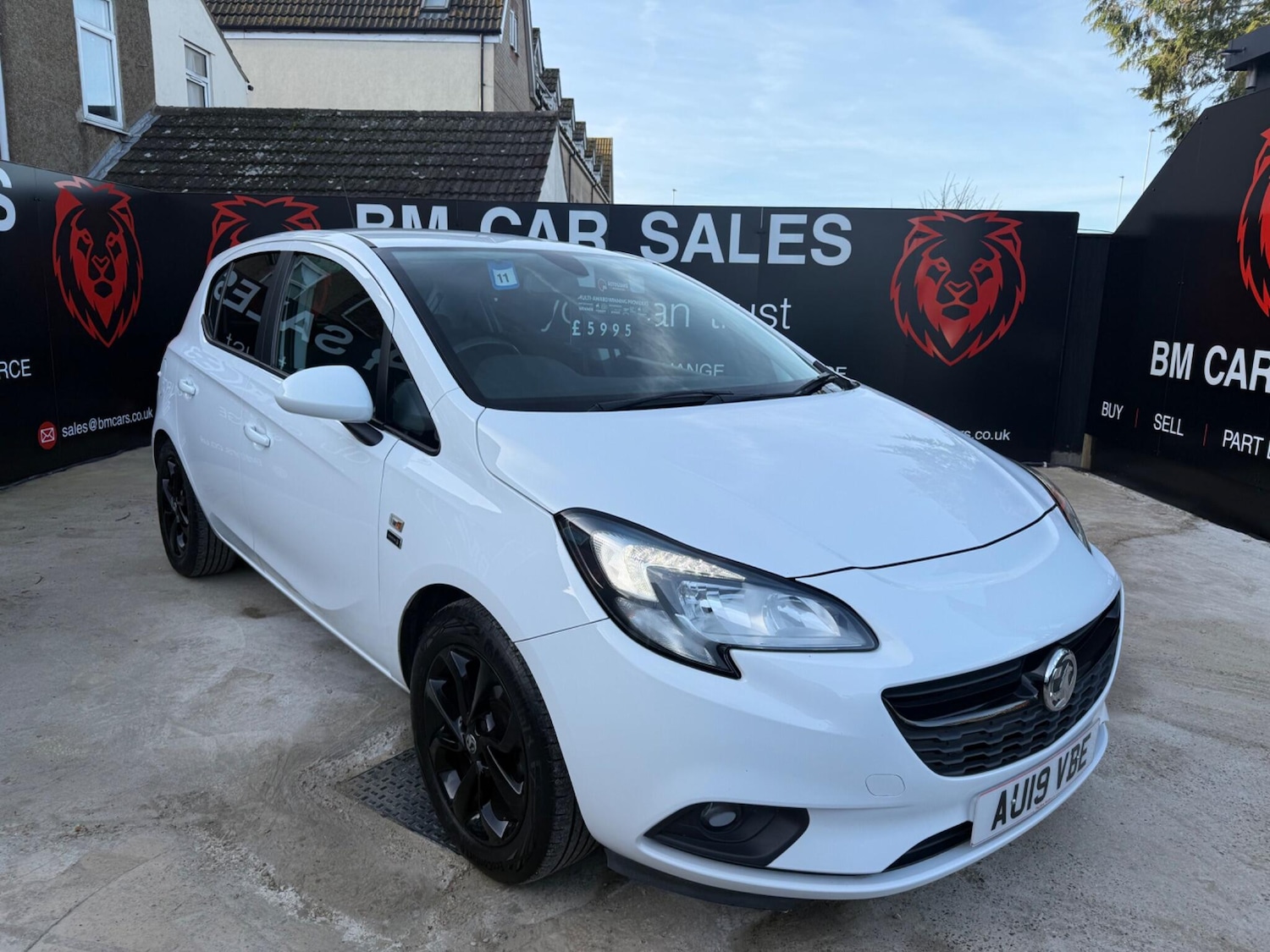 Used Vauxhall Corsa 2019 for sale - 76936051: Photo 1