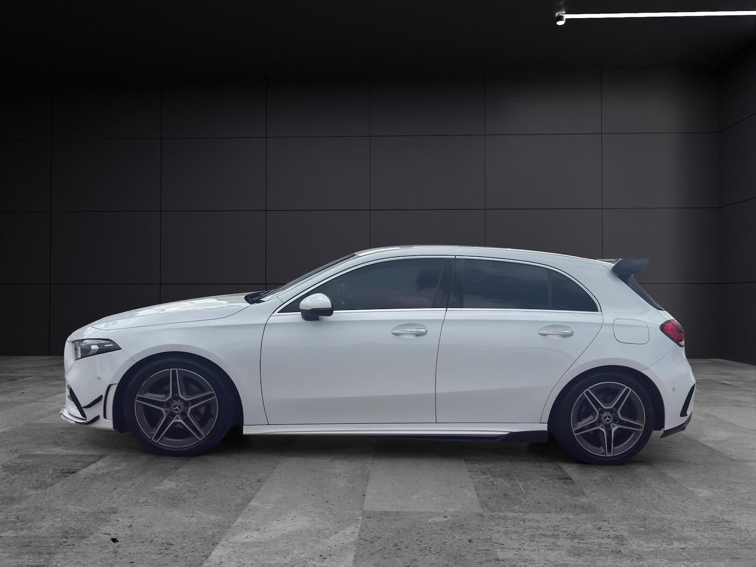 Used Mercedes-Benz A-Class 2018 for sale - 76472265: Photo 7