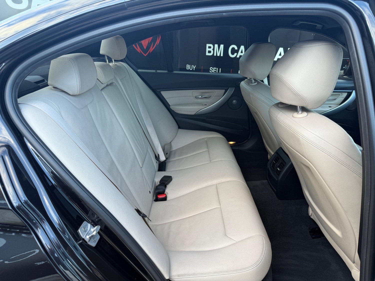 Used BMW 3 Series 2015 for sale - 76759744: Photo 14