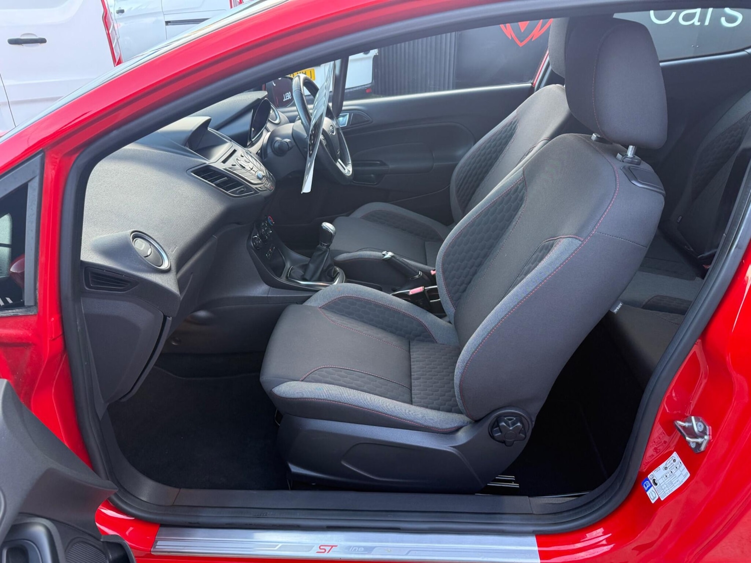 Used Ford Fiesta 2017 for sale - 76832809: Photo 10