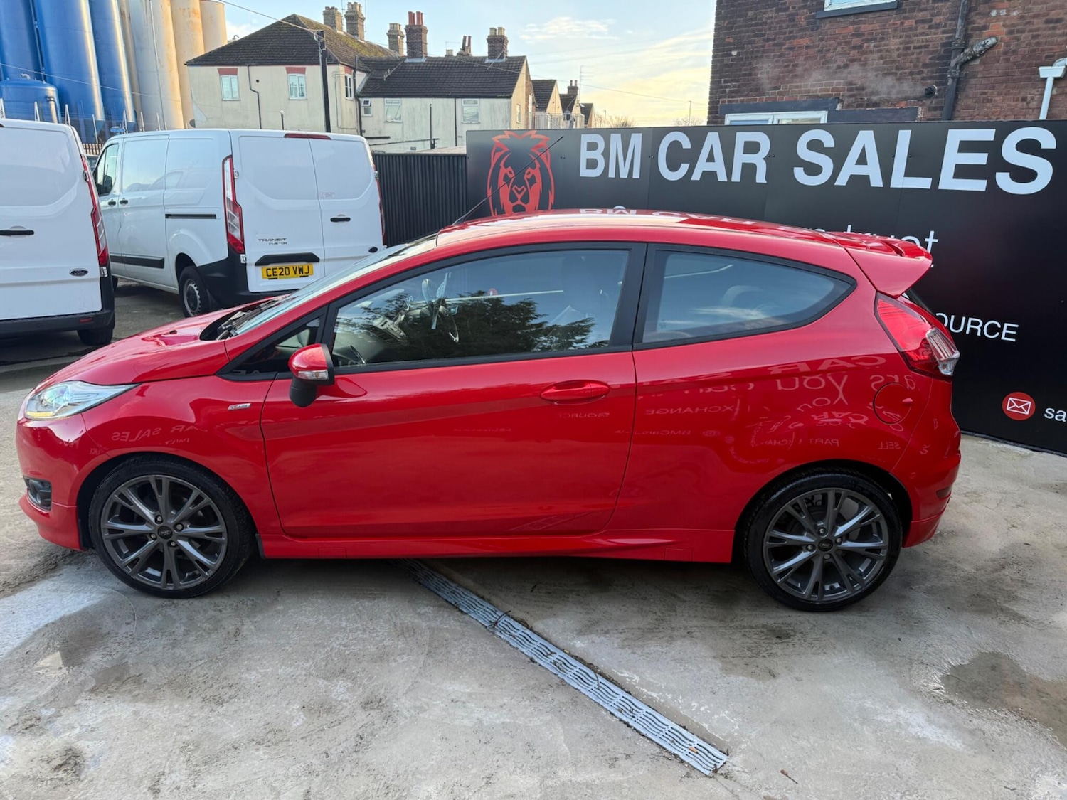 Used Ford Fiesta 2017 for sale - 76832809: Photo 5