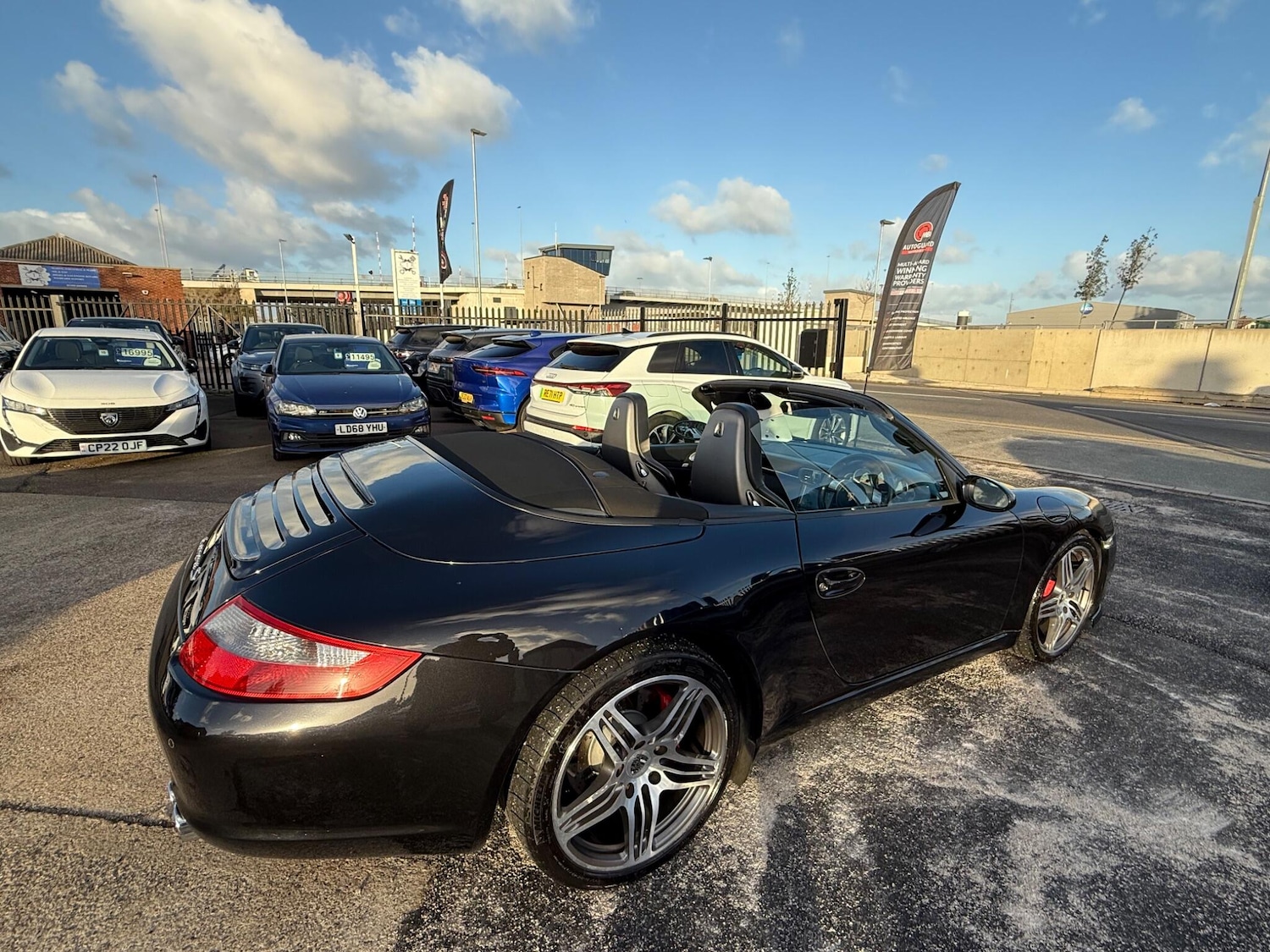 Used Porsche 911 2005 for sale - 76992117: Photo 11