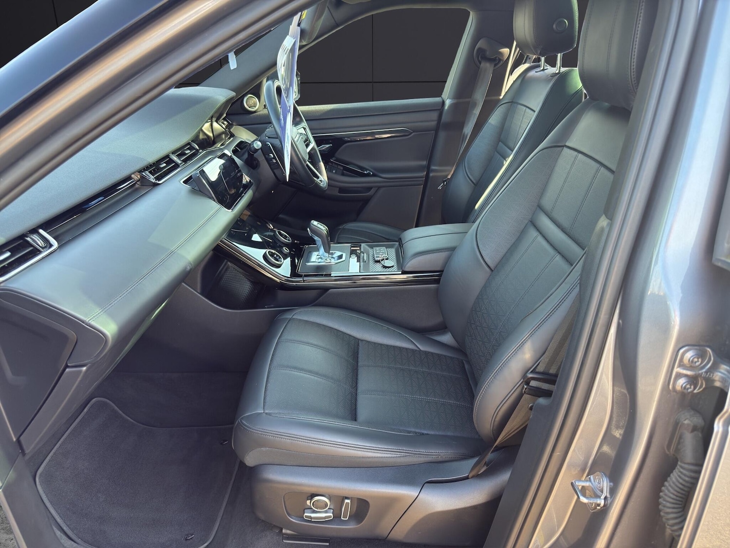 Used Land Rover Range Rover Evoque 2021 for sale - 76990473: Photo 12