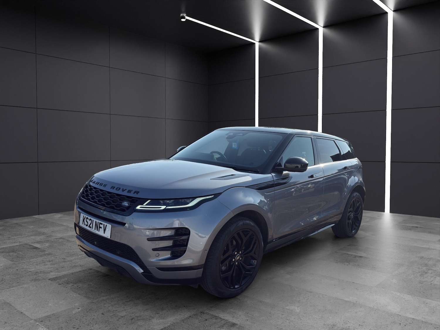 Used Land Rover Range Rover Evoque 2021 for sale - 76990473: Photo 2