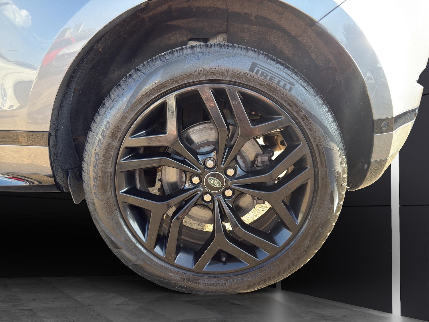 Used Land Rover Range Rover Evoque 2021 for sale - 76990473: Photo 9