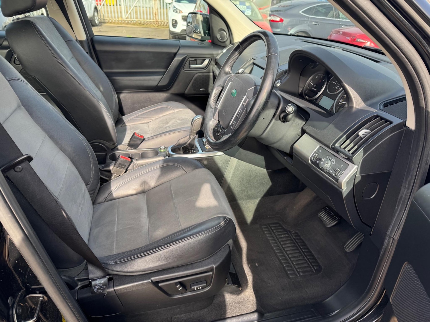 Used Land Rover Freelander 2 2012 for sale - 76349214: Photo 14