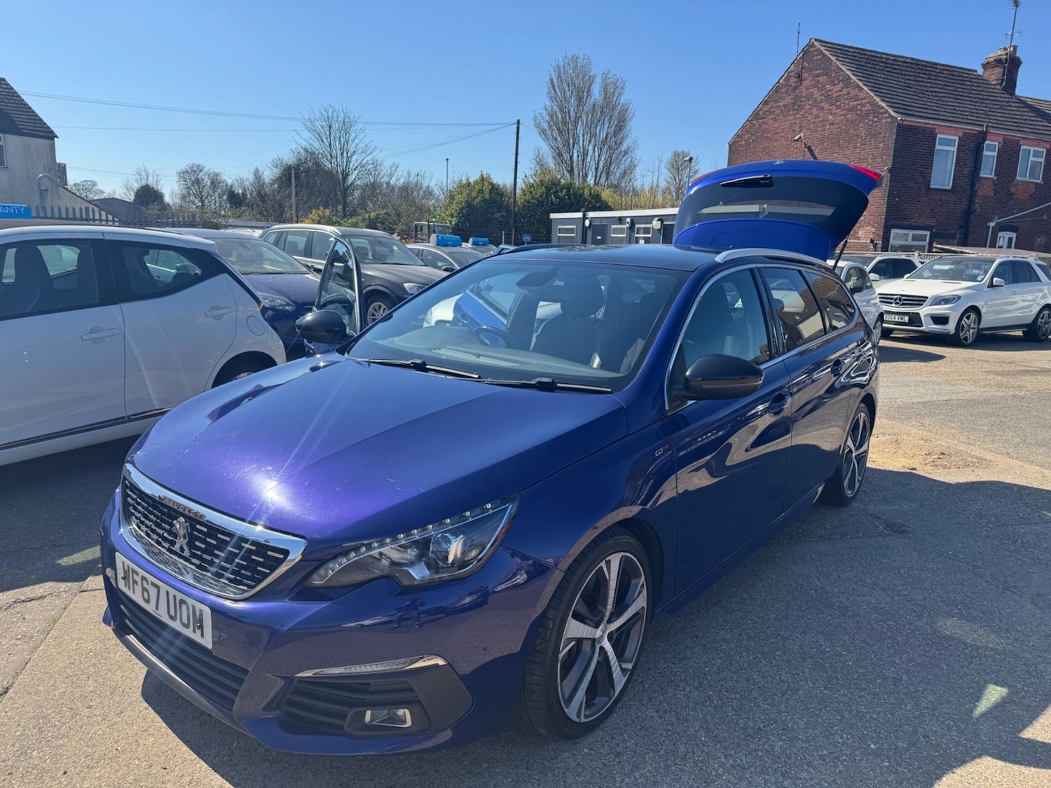 Used Peugeot 308 SW 2017 for sale - 76349003: Photo 1