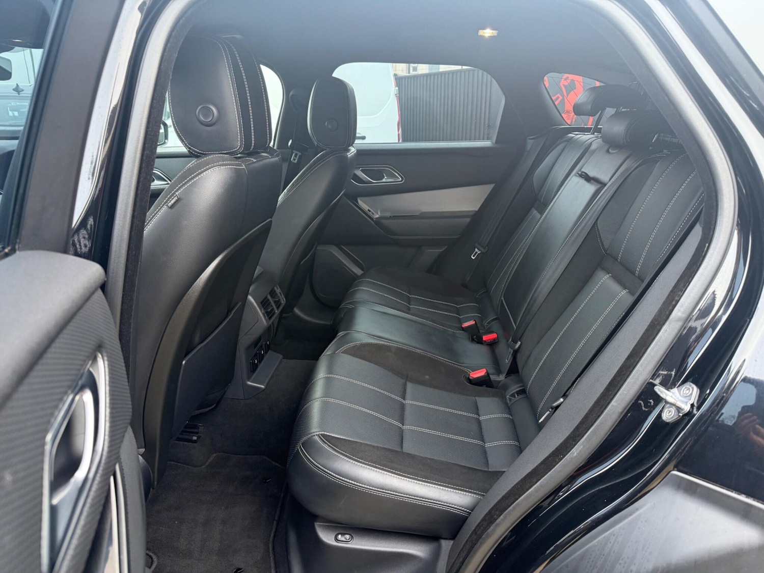 Used Land Rover Range Rover Velar 2018 for sale - 77440785: Photo 12