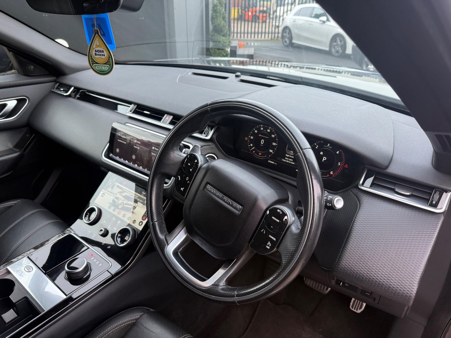 Used Land Rover Range Rover Velar 2018 for sale - 77440785: Photo 17