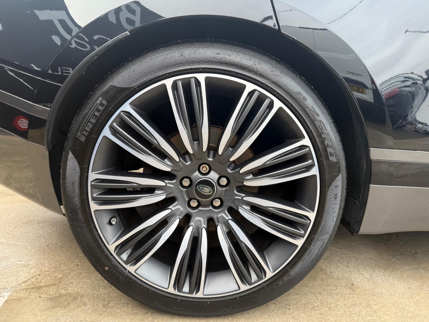 Used Land Rover Range Rover Velar 2018 for sale - 77440785: Photo 18