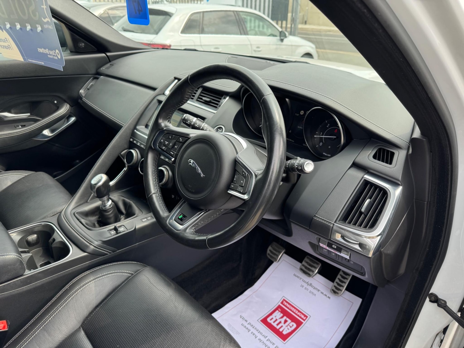 Used Jaguar E-Pace 2018 for sale - 76348732: Photo 15