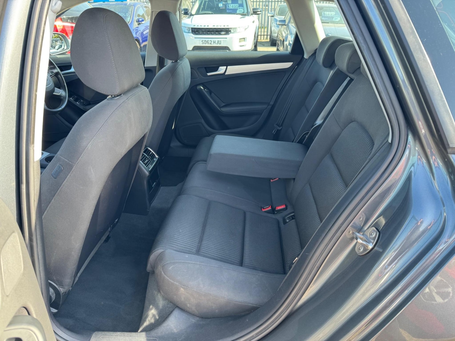 Used Audi A4 Avant 2012 for sale - 76348778: Photo 11