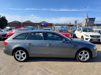Used Audi A4 Avant 2012 for sale - 76348778: Photo