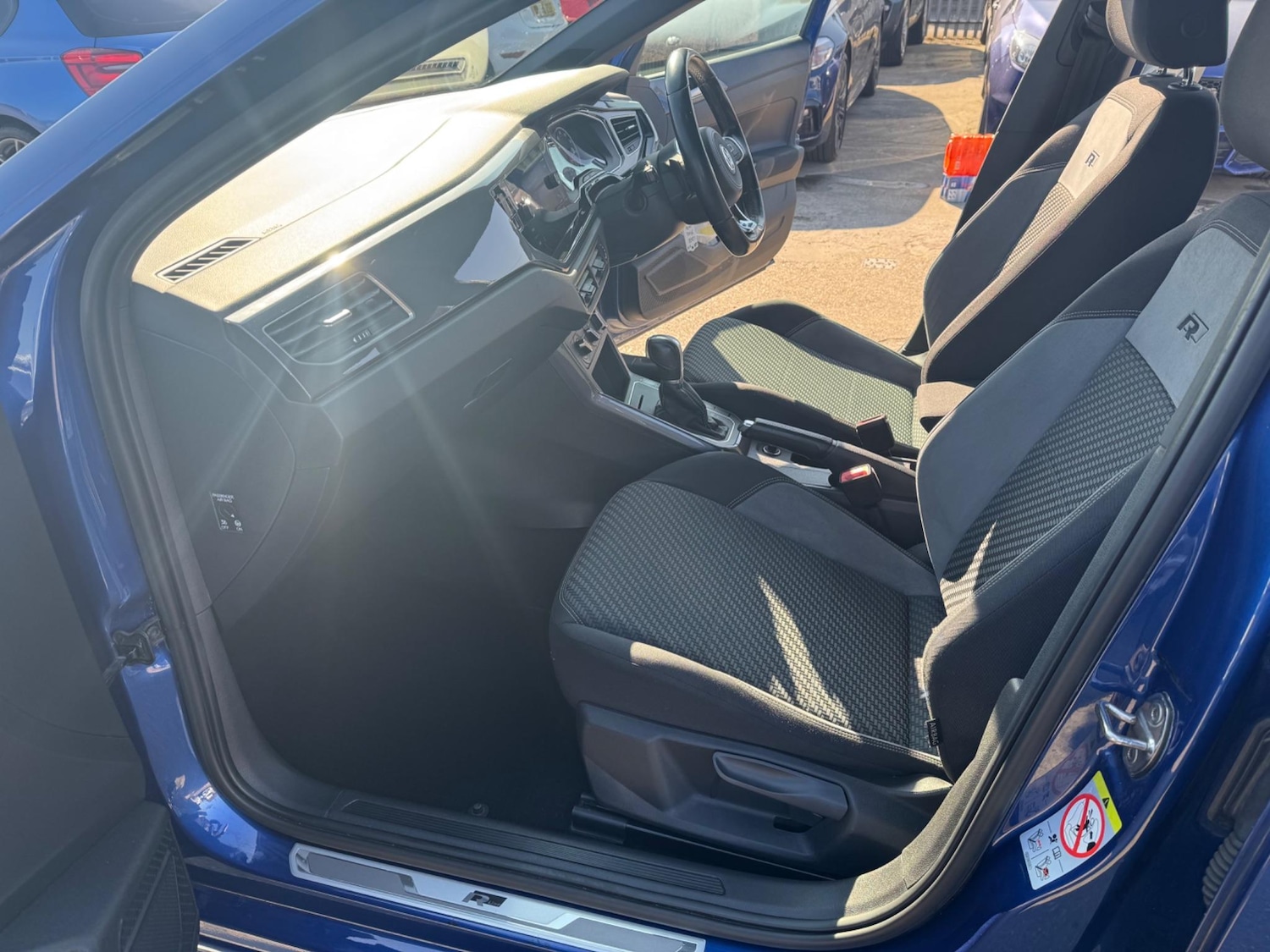 Used Volkswagen Polo 2018 for sale - 76633585: Photo 11