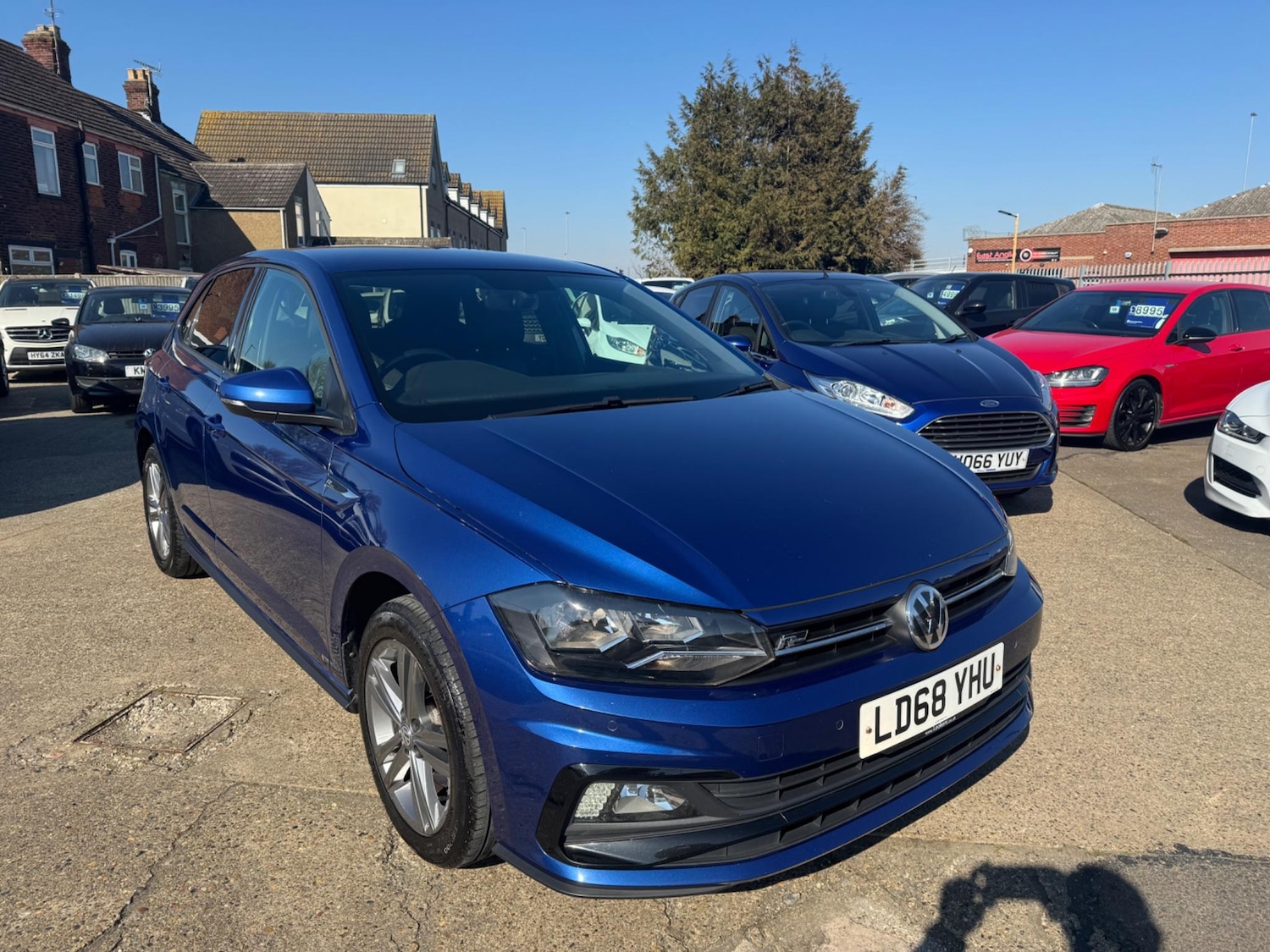 Used Volkswagen Polo 2018 for sale - 76633585: Photo 2