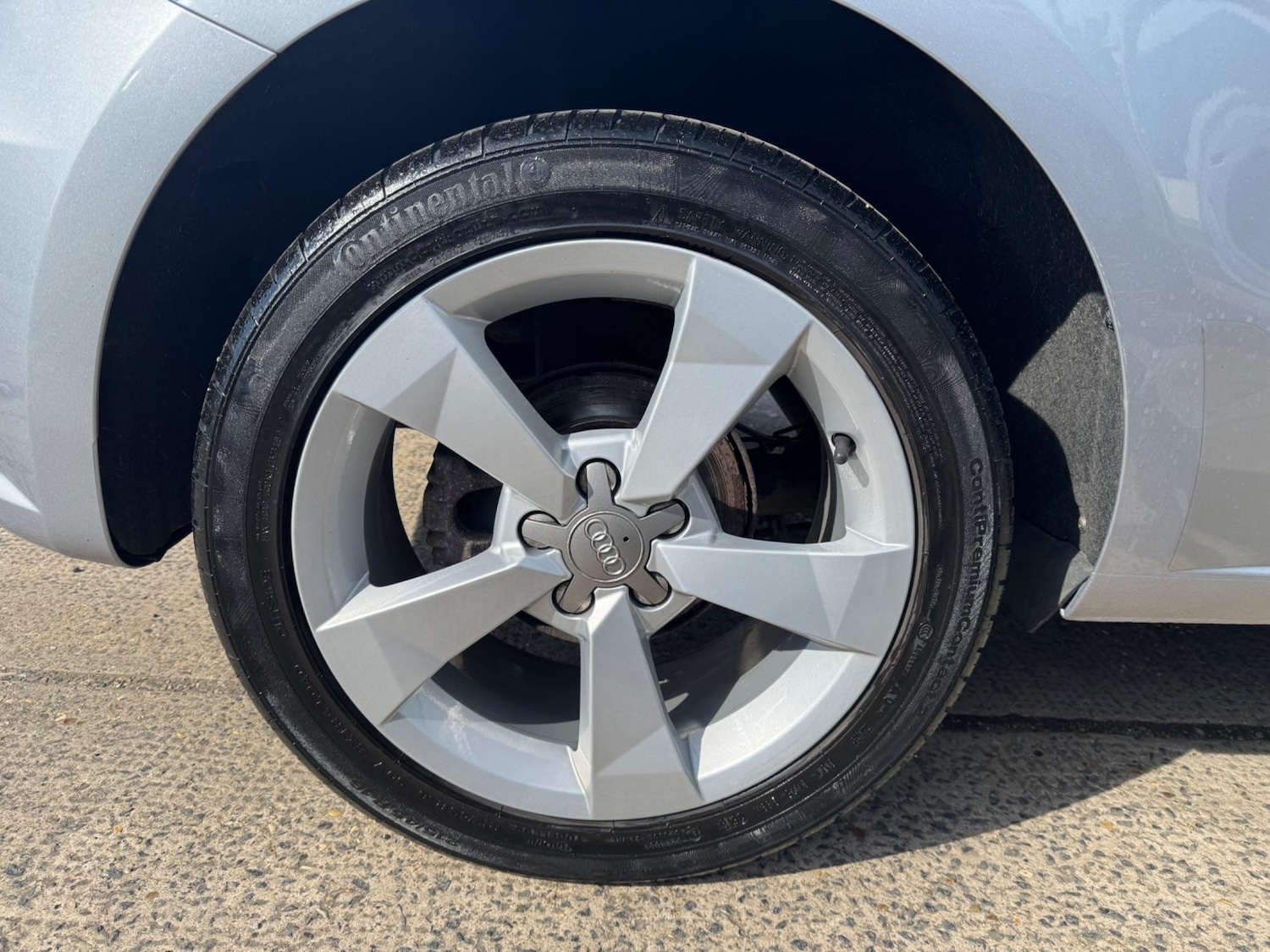 Used Audi A1 2015 for sale - 76898469: Photo 9