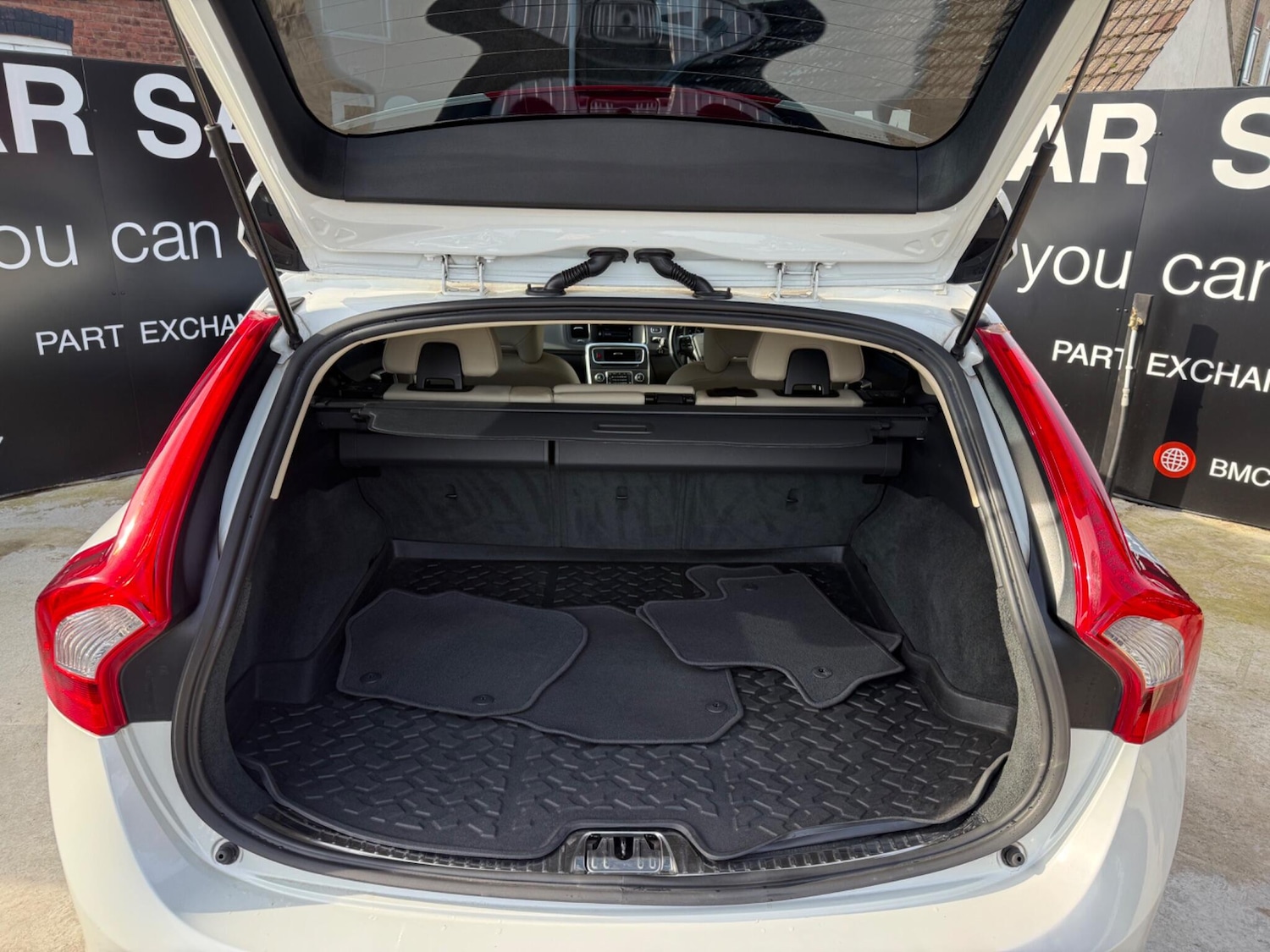 Used Volvo V60 2025 for sale - 77637507: Photo 13