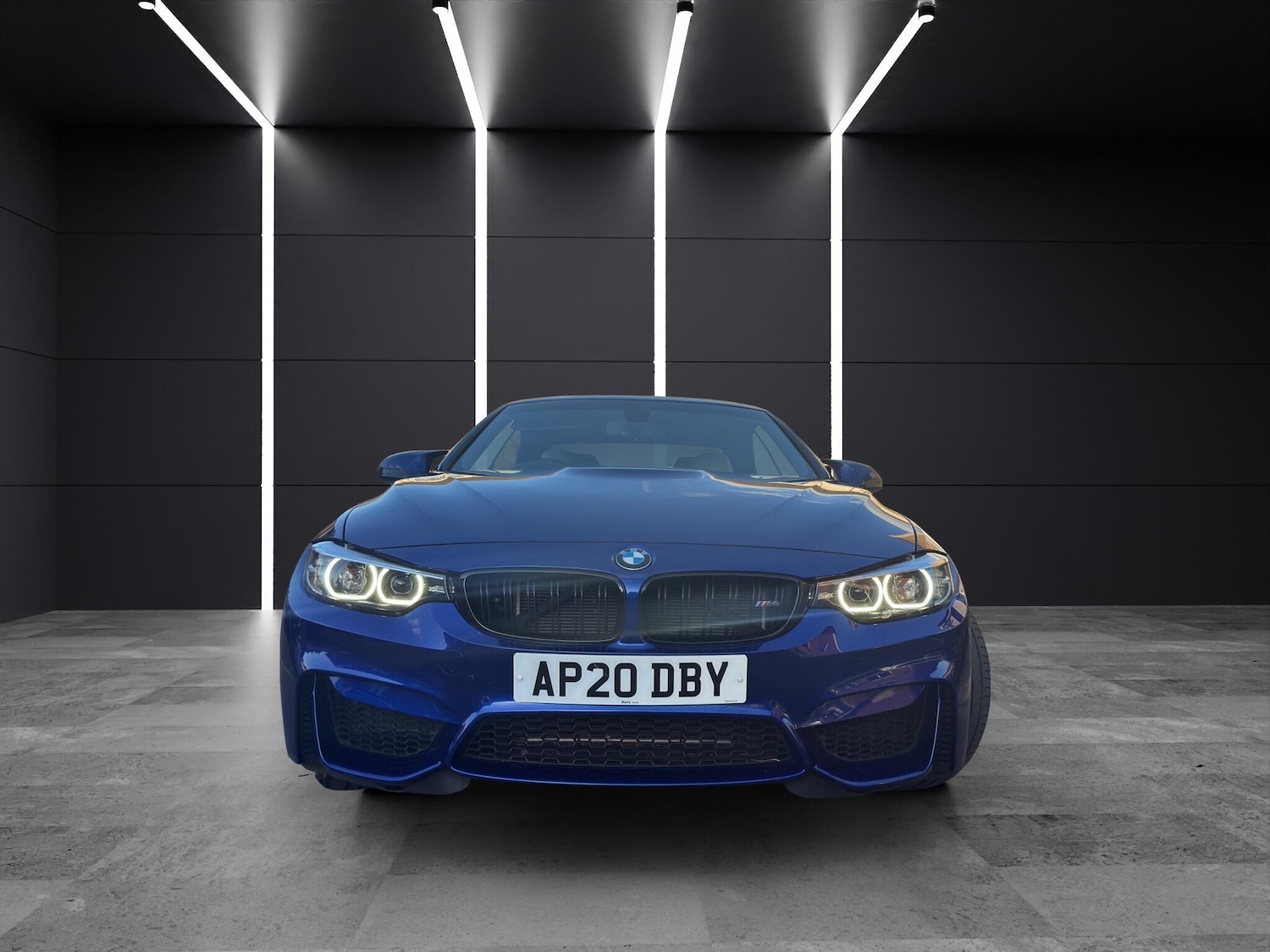 Used BMW M4 2020 for sale - 76348910: Photo 3